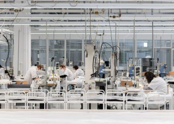 Bỏ túi những cách may hoàn thiện sản phẩm để nâng tầm chất lượng trang phục