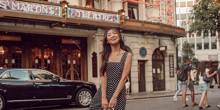 Nàng có bắp tay to nên mặc gì để tự tin hơn?