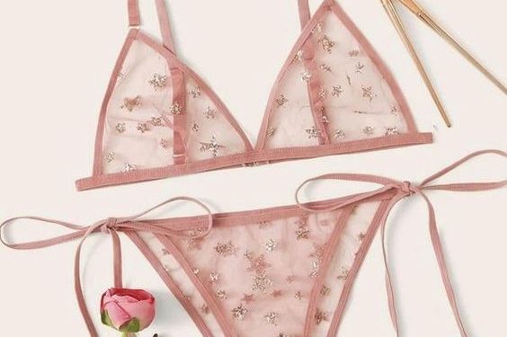 Nội y là gì ? Lợi ích đáng kể của việc biết may vá nội y