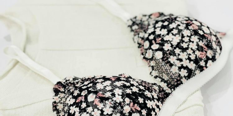 Phân biệt các dáng áo ngực hiện nay