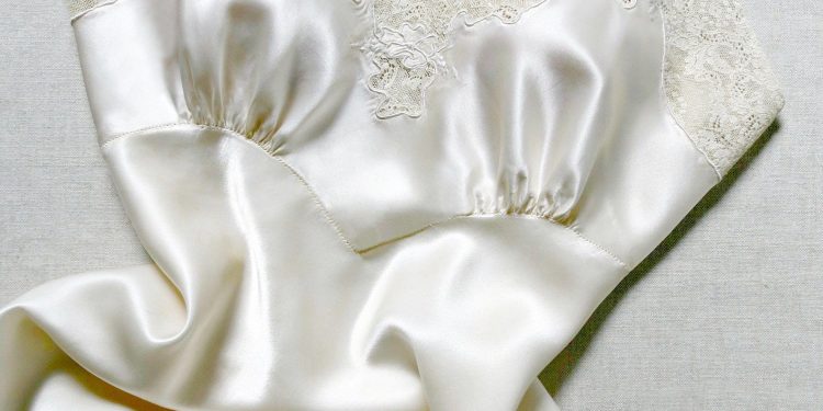 Quần áo ngủ là gì ?