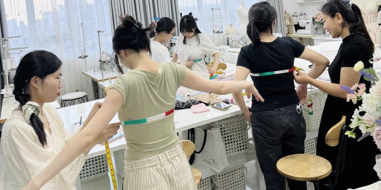 Trải nghiệm lớp học thiết kế và may nội y cơ bản tại Studio Maya DIY