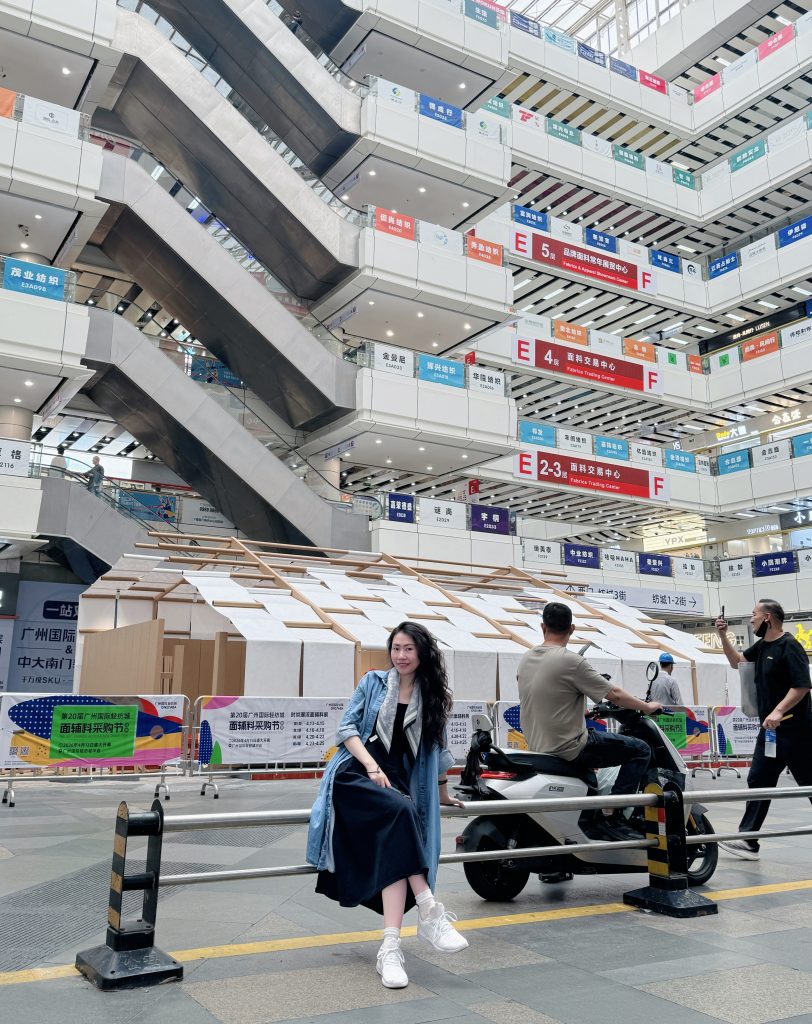 Bên trong khu chợ nguyên phụ liệu Zhongda Quảng Châu