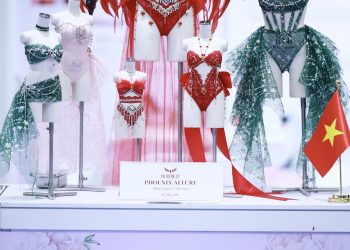 Phoenix Allure"- bộ sưu tập nội y của Maya