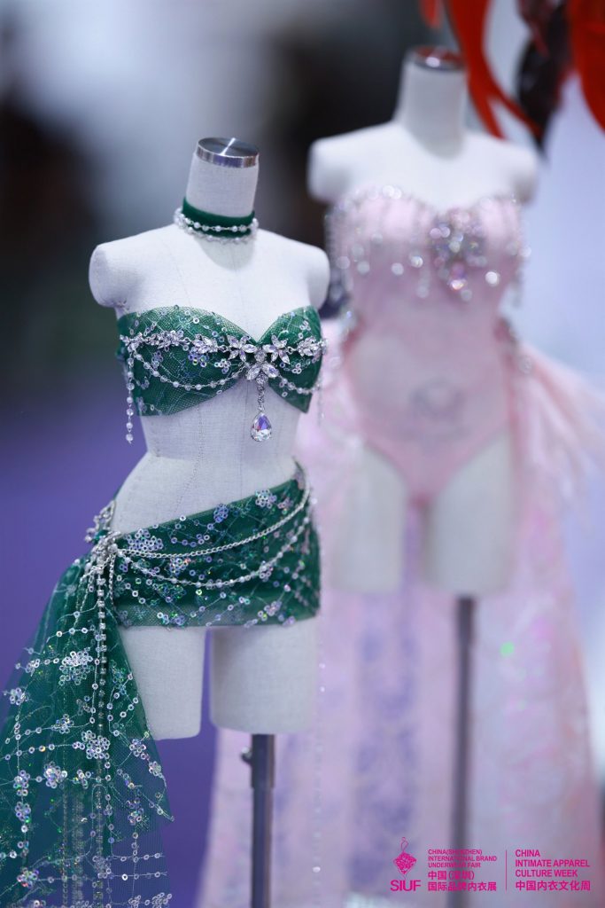 Bộ sưu tập trưng bày tại triển lãm