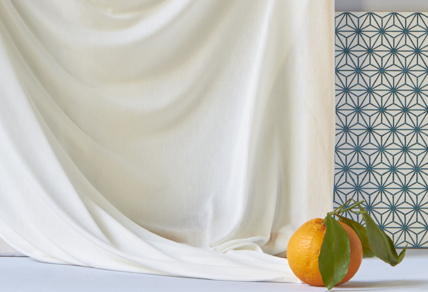 Vải Orange Fiber làm từ phụ phẩm vỏ cam của ngành nước ép